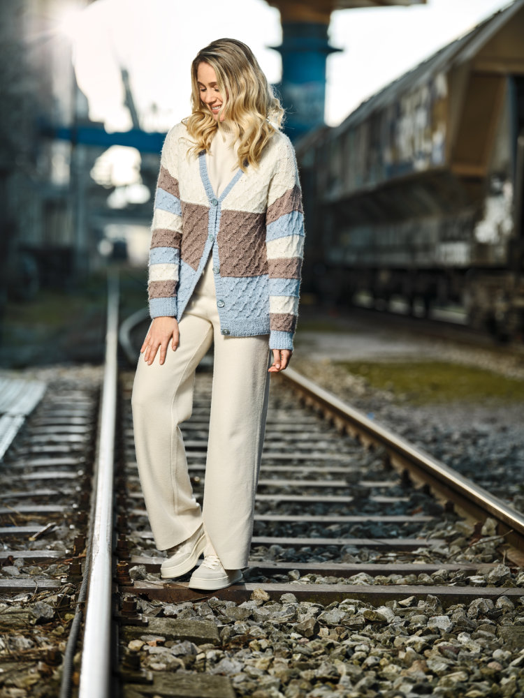 Jacke mit Blockstreifen  | Wollpaket mit Alpaka deluxe  | Stricken | Pro Lana Jacke mit Blockstreifen  | Wollpaket mit Alpaka deluxe  | Stricken | Pro Lana