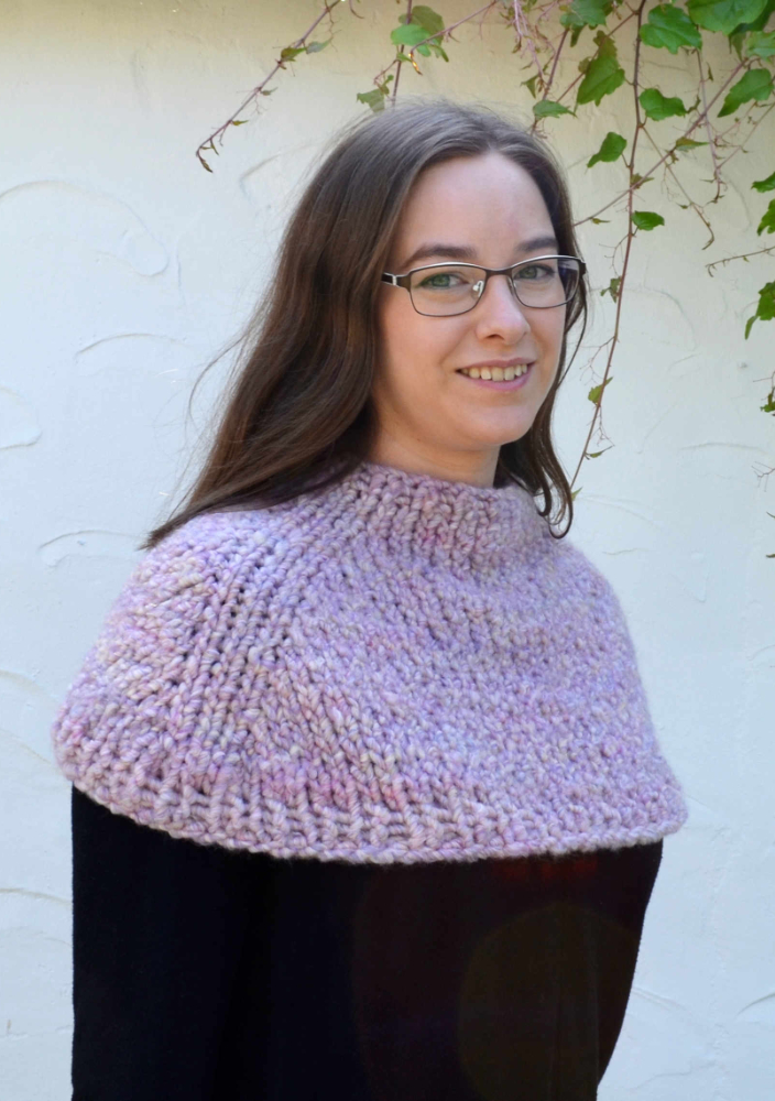 Kurzponcho Lea | Wollpaket mit Urtica Linie 451 | Stricken