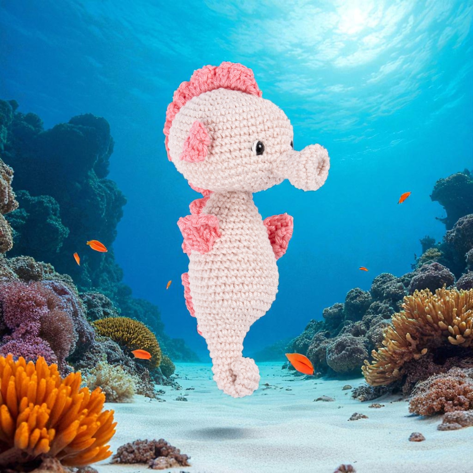 Seepferdchen Perli - MyGurumi  | Wollpaket mit Basic Cotton 0123 - puder | Häkeln | @magicloopscrochet Cansu Deniz-Öztürk Seepferdchen Perli - MyGurumi  | Wollpaket mit Basic Cotton 0123 - puder | Häkeln | @magicloopscrochet Cansu Deniz-Öztürk