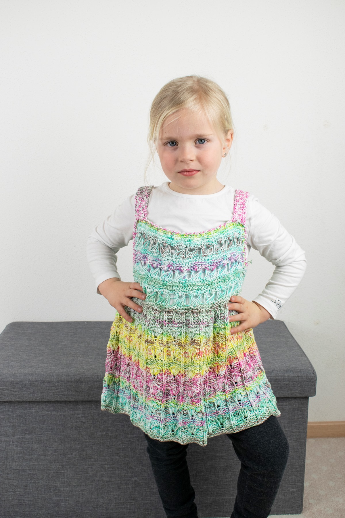 Trägerkleid | Anleitungsheft | Wolle Orata Design Color Linie 514  | Stricken | ONline