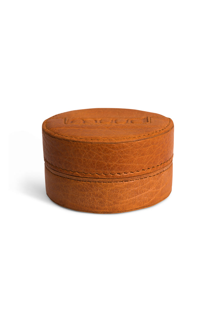 emeli - handgefertigte lederbox für nadeln, fingerhüte, perlen und mehr von muud whisky