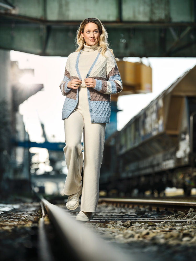 Jacke mit Blockstreifen | Anleitungsheft | Wolle Alpaka deluxe  | Stricken | Pro Lana Jacke mit Blockstreifen | Anleitungsheft | Wolle Alpaka deluxe  | Stricken | Pro Lana