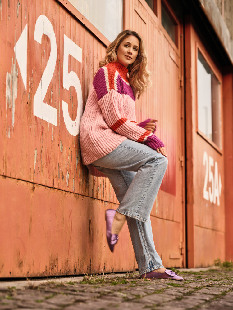 Patentmuster-Pullover mit Farbflächen  | Wollpaket mit Alpaka deluxe  | Stricken | Pro Lana Patentmuster-Pullover mit Farbflächen  | Wollpaket mit Alpaka deluxe  | Stricken | Pro Lana