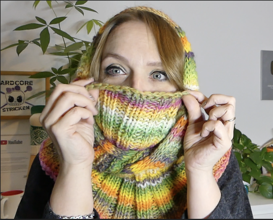 Kapuzenschal Bonny und Clyde  | Anleitung | Wolle Fano Linie 359  | Stricken | Sylvie Rasch
