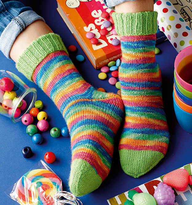 Socken stricken - Leicht gemacht - heiß geliebt. Genial für Einsteiger. Mit Online-Videos Socken stricken - Leicht gemacht - heiß geliebt. Genial für Einsteiger. Mit Online-Videos