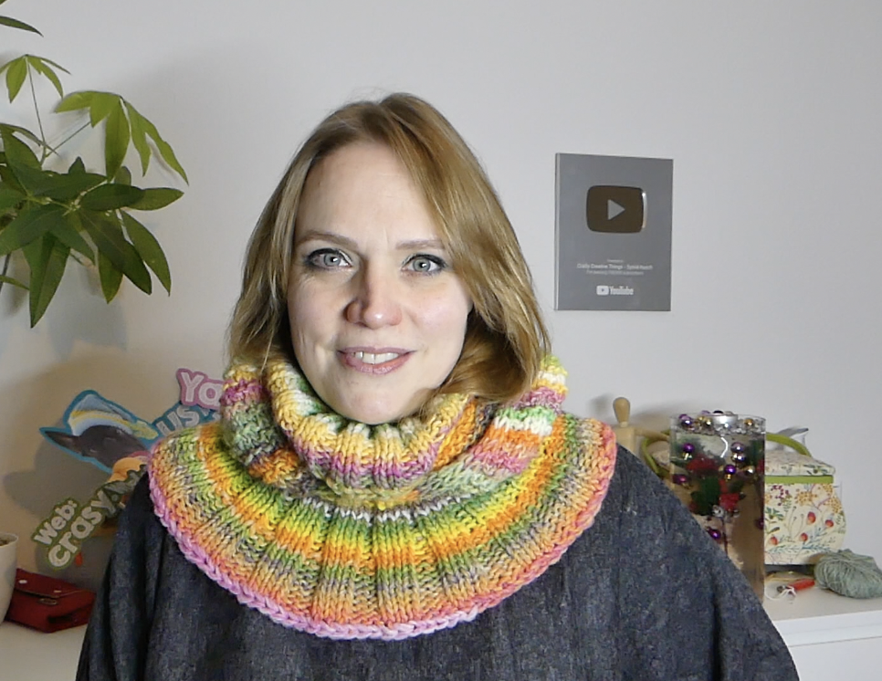 Kapuzenschal Bonny und Clyde  | Anleitung | Wolle Fano Linie 359  | Stricken | Sylvie Rasch
