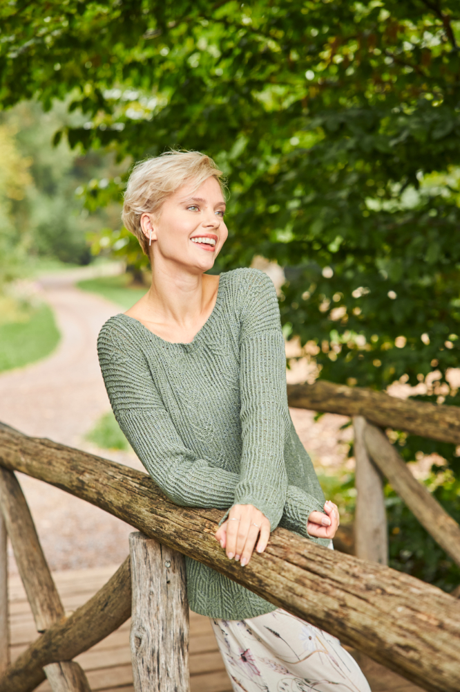 Pulli mit Musterstreifen | Anleitungsheft | Wolle Montenegro | Stricken | Regina Bühler, Pro Lana Pulli mit Musterstreifen | Anleitungsheft | Wolle Montenegro | Stricken | Regina Bühler, Pro Lana