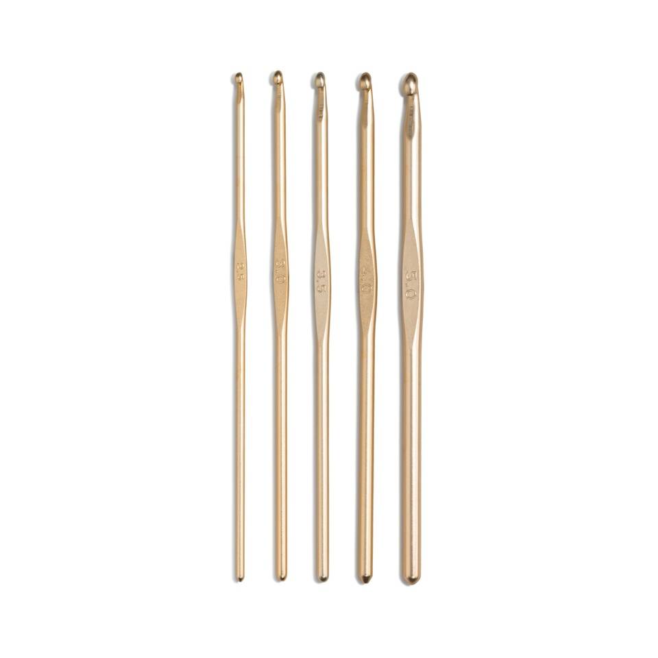 Wollhäkelnadel-Set mit Führungsfläche, 14cm, 2,50 - 5,00 mm, new gold von Prym