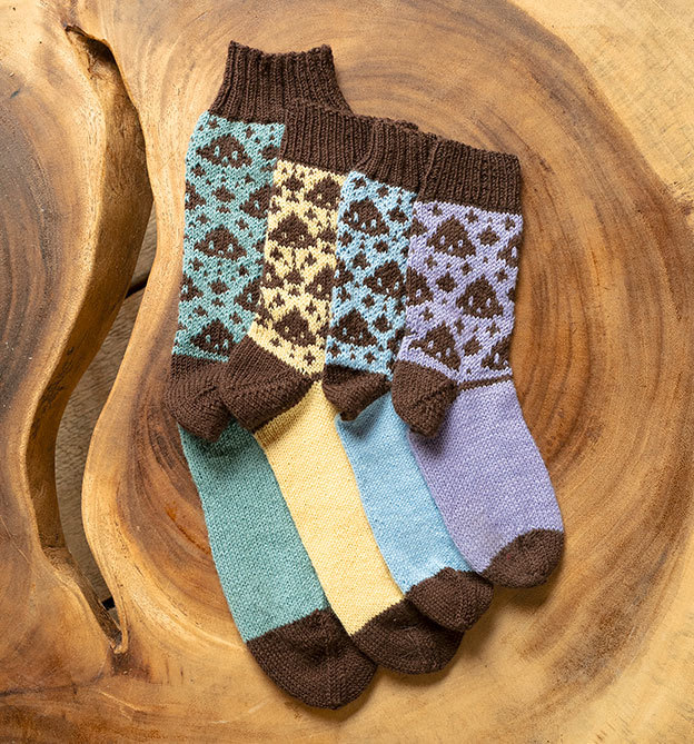 Lässig Socken stricken - Einzigartige Sockendesigns in den Größen 24-47- Empfohlen von DMAX Lässig Socken stricken - Einzigartige Sockendesigns in den Größen 24-47- Empfohlen von DMAX