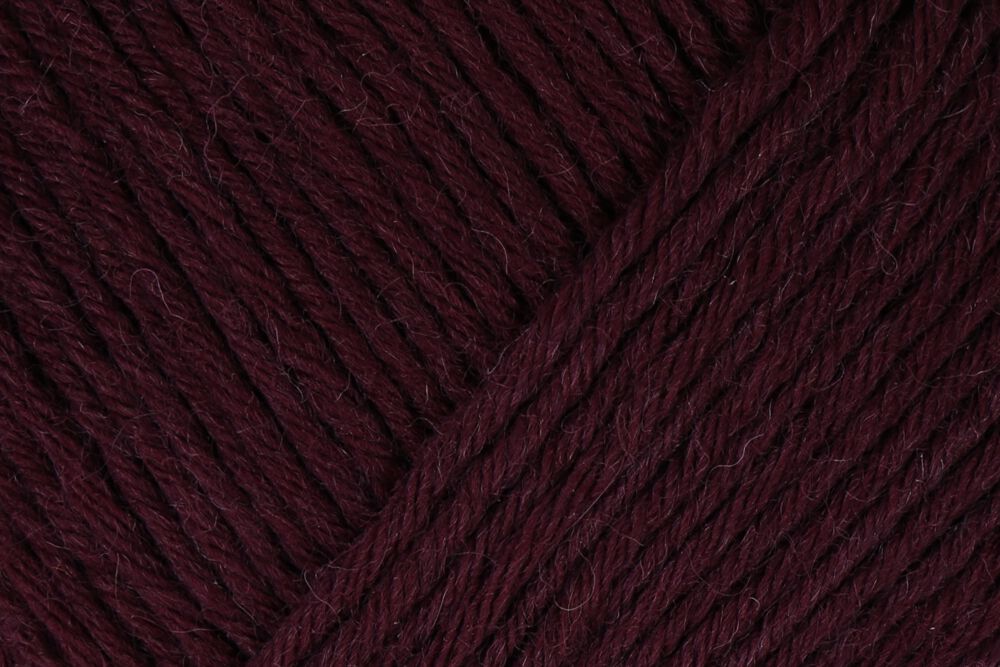 06046 weinrot | 11,95 €