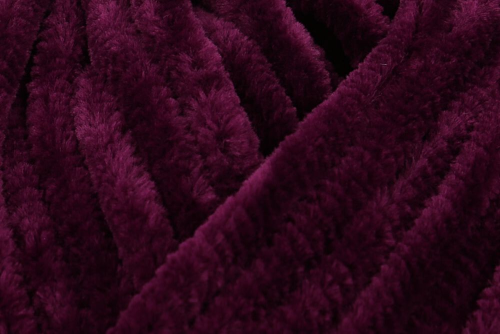 0032 burgundy | 7,25 €