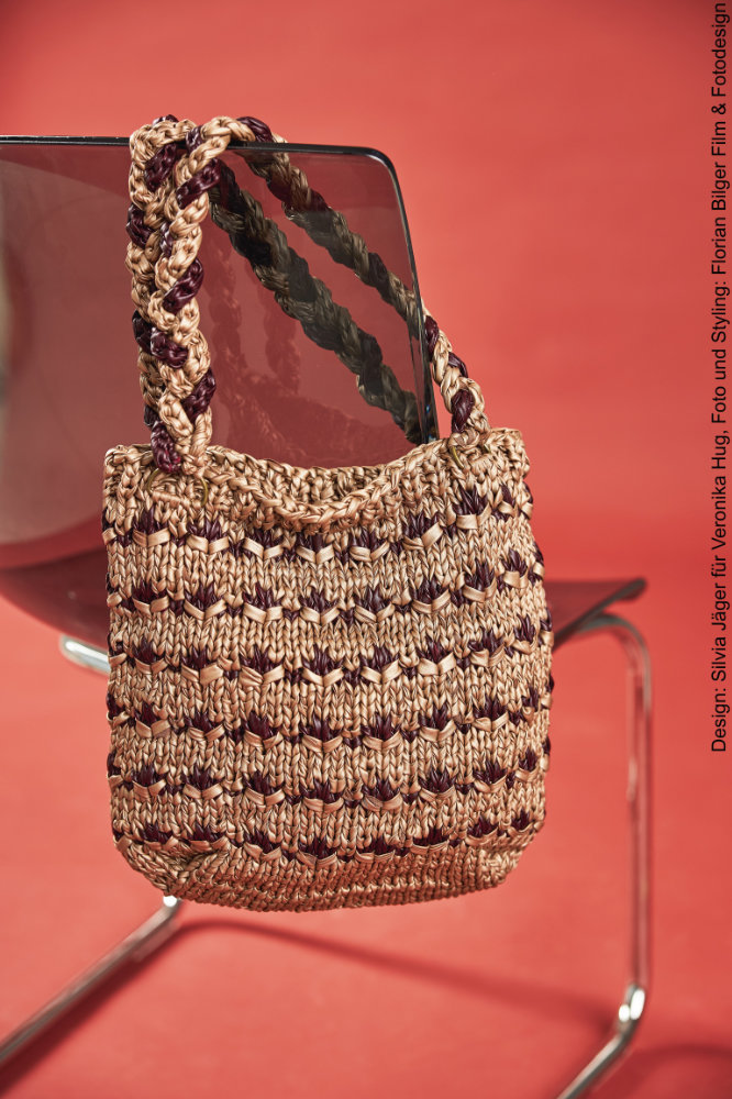 Tasche Tina | Anleitungsheft | Wolle Leder Look  | Stricken | Veronika Hug, Woolly Hugs, Christophorus Verlag