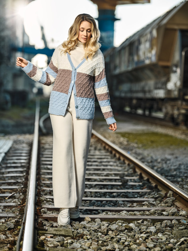 Jacke mit Blockstreifen  | Wollpaket mit Alpaka deluxe  | Stricken | Pro Lana Jacke mit Blockstreifen  | Wollpaket mit Alpaka deluxe  | Stricken | Pro Lana