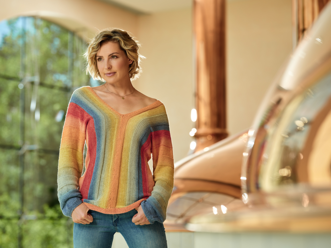 Quergestrickter Pulli mit Farbverlauf | Einzelanleitung | Wolle 1-2-3 Ideen  | Stricken | Pro Lana