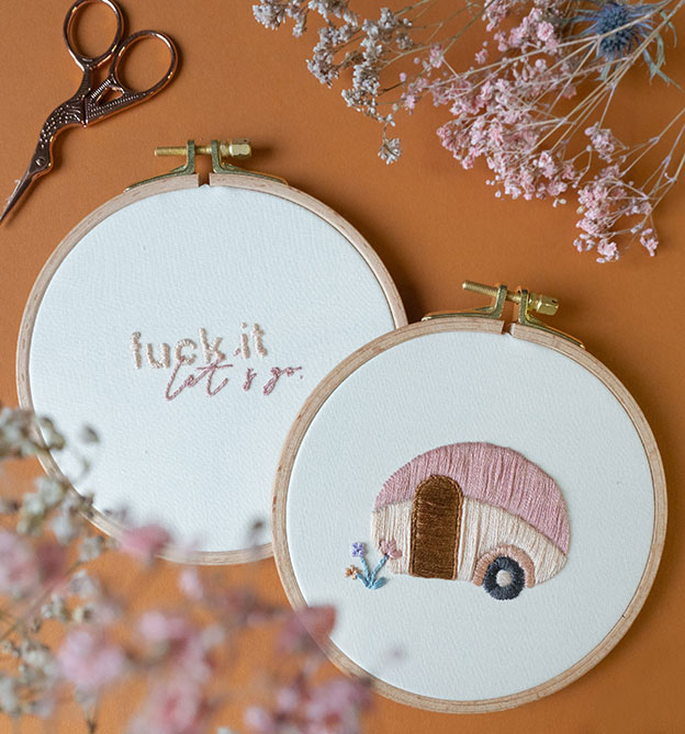 Fuck it! Lets stitch - Stickprojekte mit vielen Schritt-für-Schritt-Fotos Fuck it! Lets stitch - Stickprojekte mit vielen Schritt-für-Schritt-Fotos