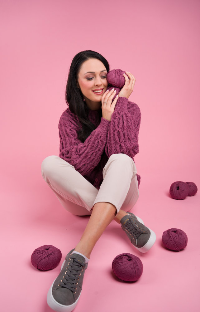 Jacke mit Fantasiemuster | Anleitungsheft | Wolle Merino Pur 125  | Stricken | Pro Lana