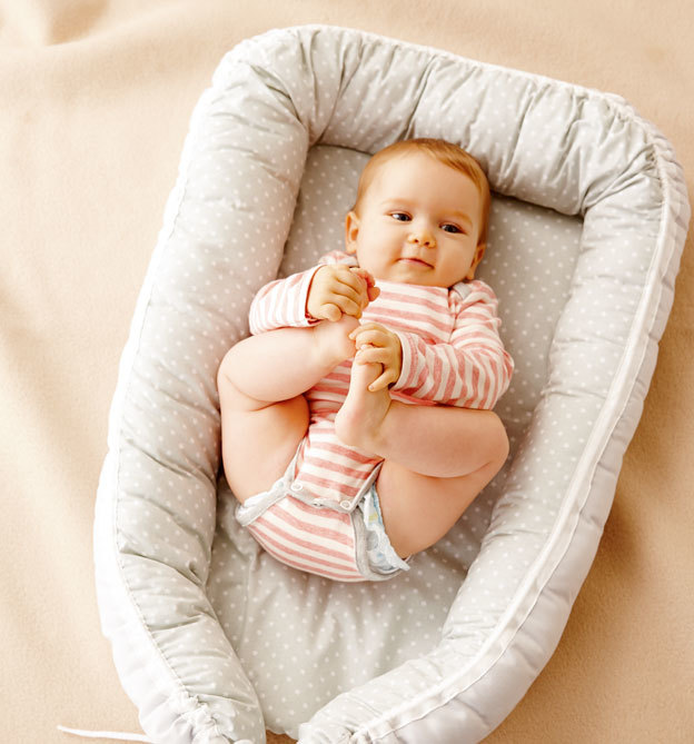 Nähen für Babys - Süße Spielsachen, Kleidung und Accessoires für die Kleinsten. Mit Online-Videos Nähen für Babys - Süße Spielsachen, Kleidung und Accessoires für die Kleinsten. Mit Online-Videos
