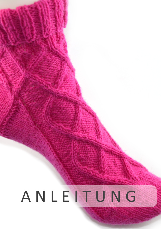 Socke mit Rautemuster | Einzelanleitung | Wolle OPAL uni - 4-fach Sockenwolle 5194 - pink | Stricken | Claudine