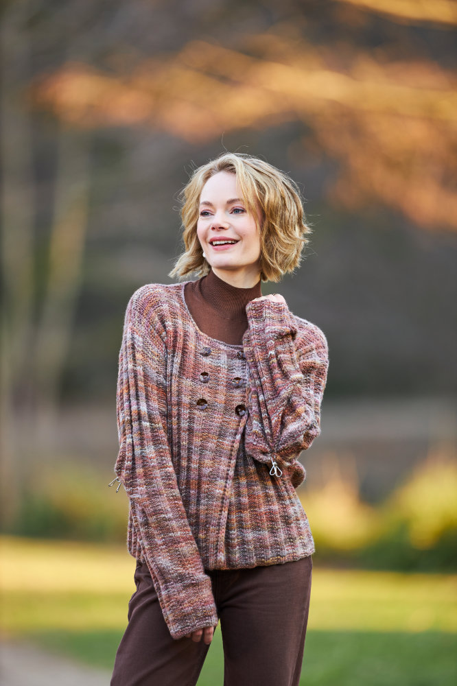 Jacke mit Rippenmuster | Wollpaket mit Laos Kettgarn | Stricken