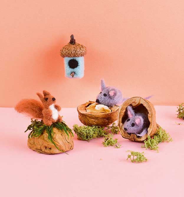 Filz-Minis mit Naturmaterial - Mit niedlichen Filzfiguren durchs Jahr