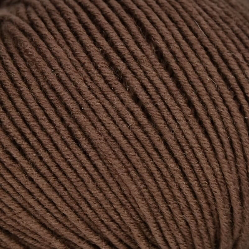 0246 - schokobraun | 4,50 €