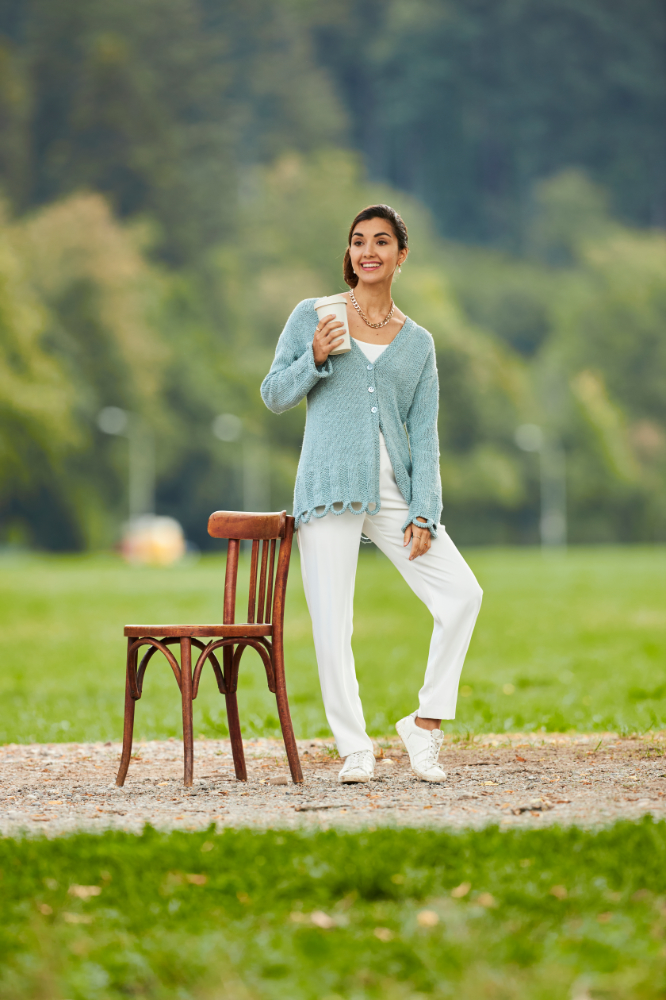 Jacke mit Perlmuster-Strickschnüren | Anleitungsheft | Wolle Chello  | Stricken | Regina Bühler, Pro Lana