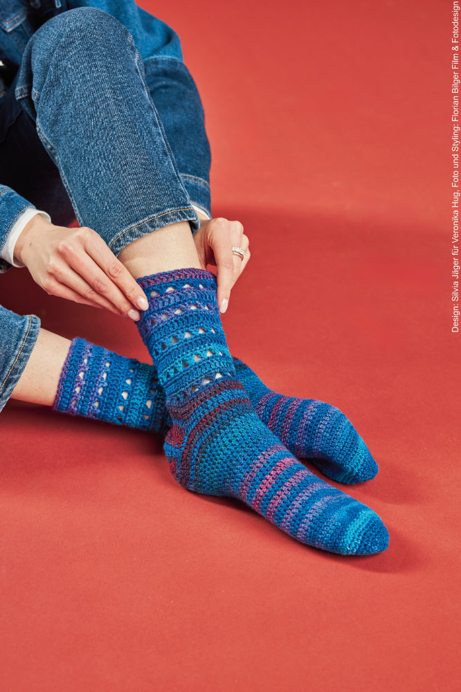 Schal und Häkelsocken | Anleitungsheft | Wolle Paint Socks  | Häkeln | Veronika Hug, Woolly Hugs, Christophorus Verlag