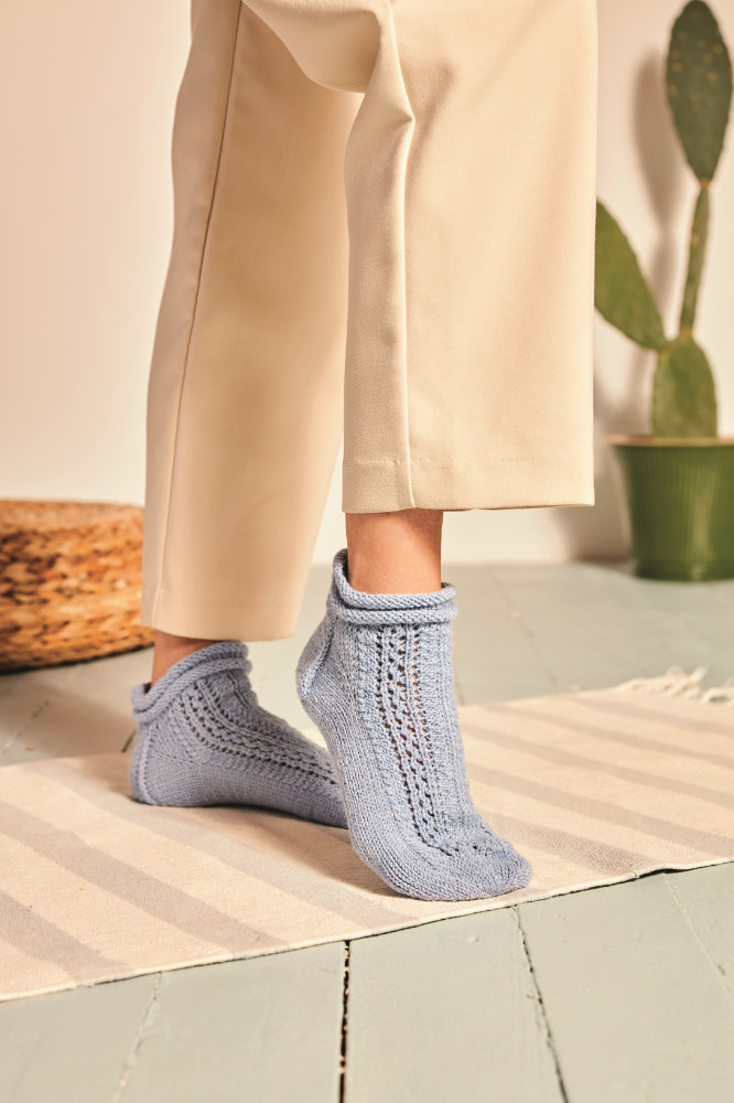 Sneakers Sea-View | Anleitungsheft | Wolle Merino Silk Socks Stretch, 4-fach  | Stricken | Veronika Hug, Woolly Hugs, Christophorus Verlag