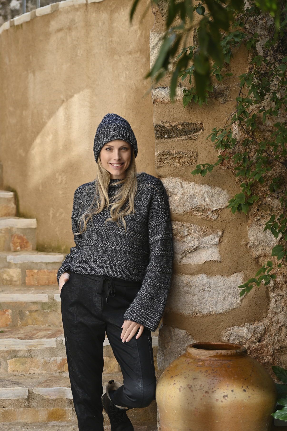 Kurzpullover und Mütze | Anleitungsheft | Wolle Gavia Linie 515  | Stricken | ONline