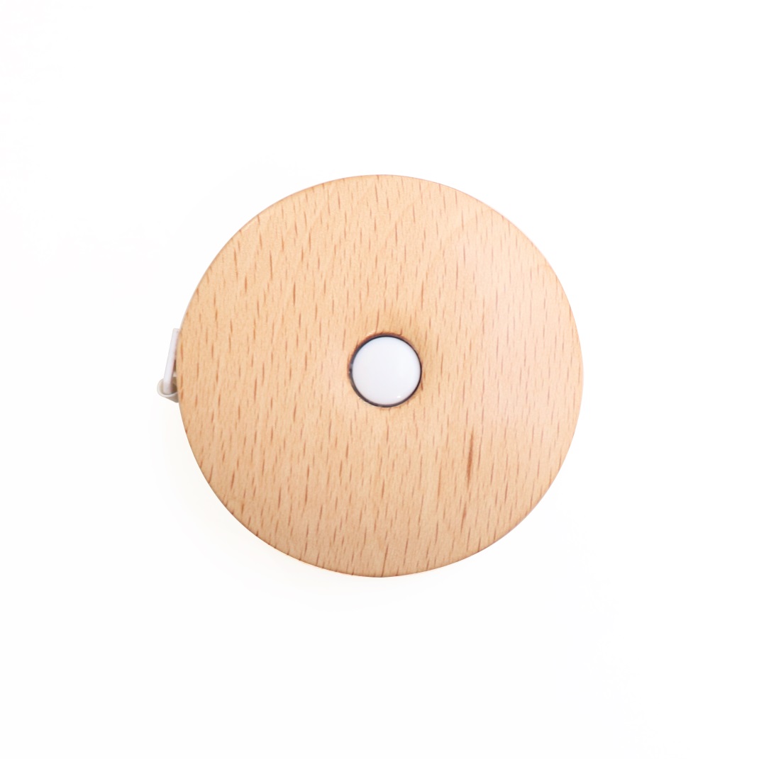 Maßband aus Holz, rund