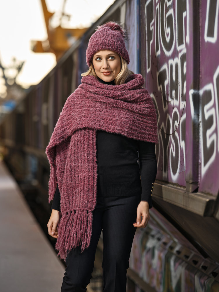 Schal im Halbpatentmuster  | Wollpaket mit Royal  | Stricken | Pro Lana Schal im Halbpatentmuster  | Wollpaket mit Royal  | Stricken | Pro Lana