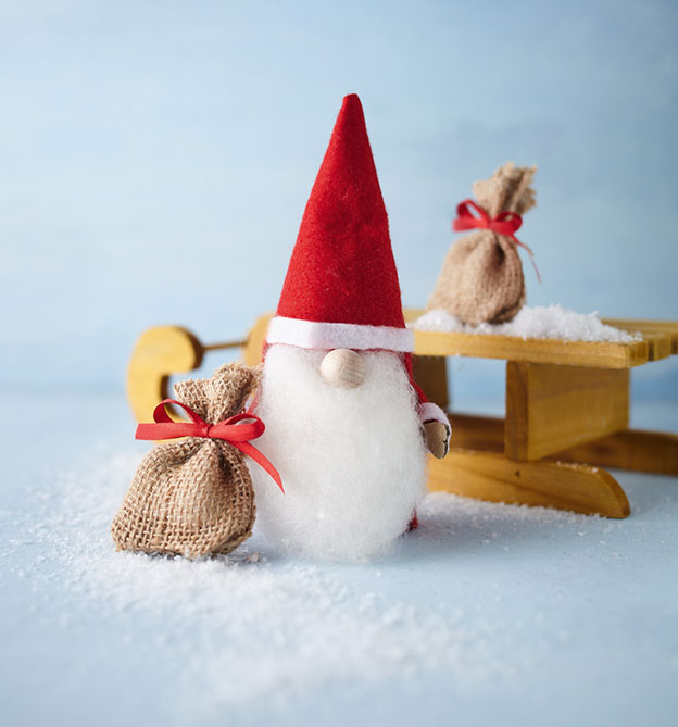 Weihnachtswichtel - Aus Wolle und Klorolle schnell gemacht