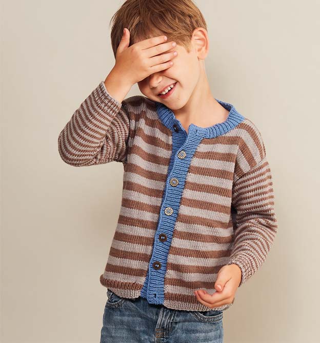 Kindersachen stricken ohne Schnickschnack - Mit 5 Labels aus veganem Leder Kindersachen stricken ohne Schnickschnack - Mit 5 Labels aus veganem Leder