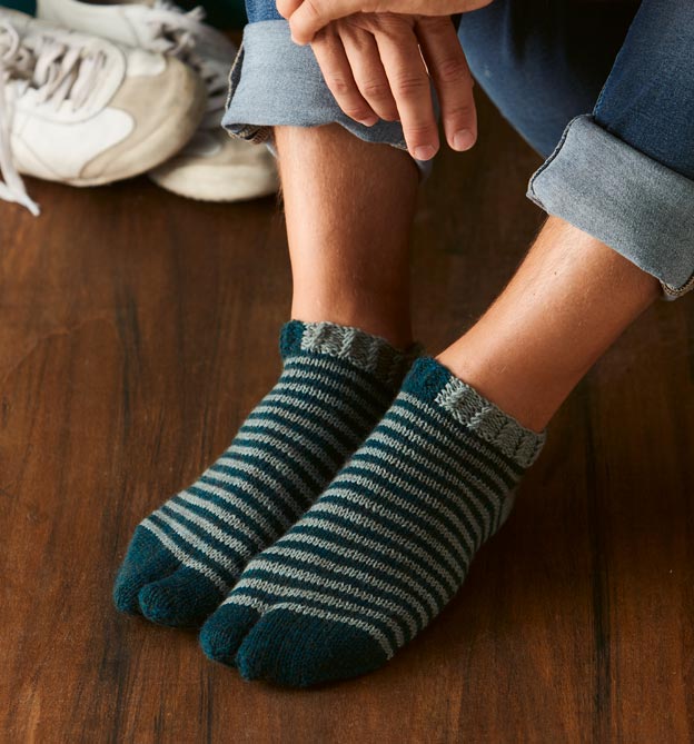 Sneakersocken stricken mit Wow-Effekt Sneakersocken stricken mit Wow-Effekt