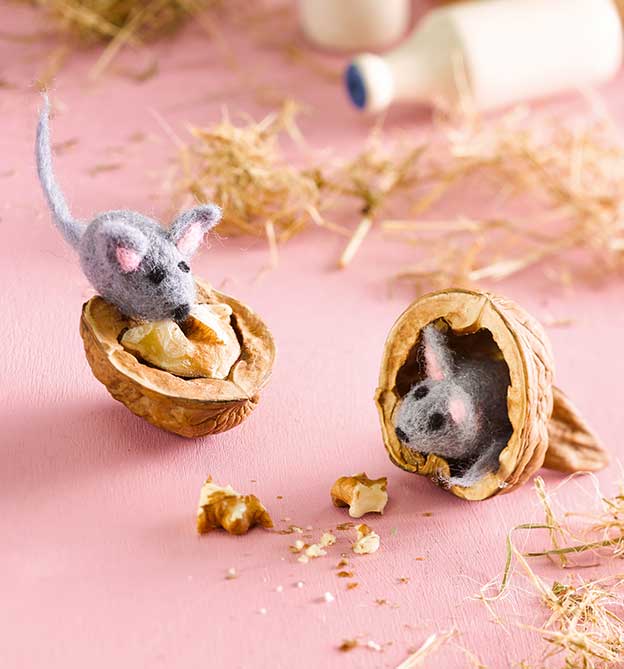 Filz-Minis mit Naturmaterial - Mit niedlichen Filzfiguren durchs Jahr