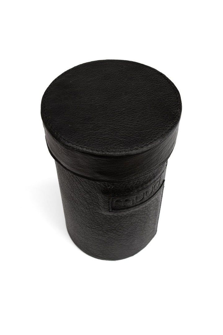 mountain - lederbox zur aufbewahrung von kleinigkeiten / stricknadeln, handgefertigt aus Echtleder von muud black